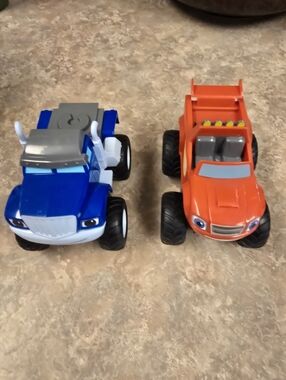 Blaze and Crusher Monster Turbo Truck Rechargeable 1:24 Racers Toy